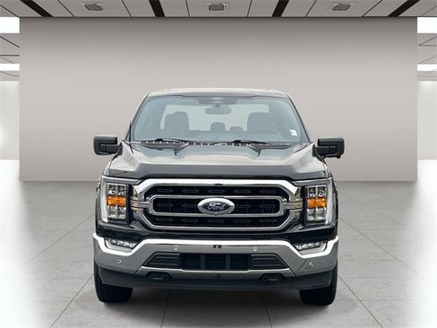 Used 2022 Ford F150 XLT w/ Equipment Group 302A High image 9