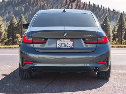 Used 2021 BMW 330e w/ Convenience Package RWD image 6