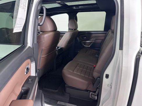 Used 2024 Nissan Titan Platinum Reserve w/ Moonroof Package AWD/4WD image 15