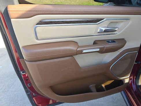 Used 2020 RAM 1500 Laramie image 11