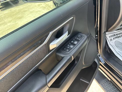 Used 2019 RAM 1500 Big Horn RWD image 12