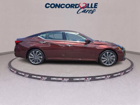 Certified 2023 Nissan Altima 2.5 SL FWD image 8
