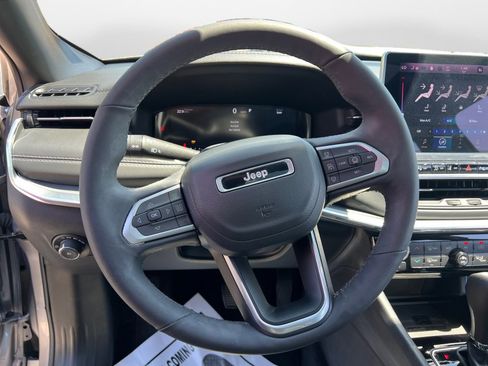 Used 2023 Jeep Compass High Altitude w/ Driver Assist Group I image 10