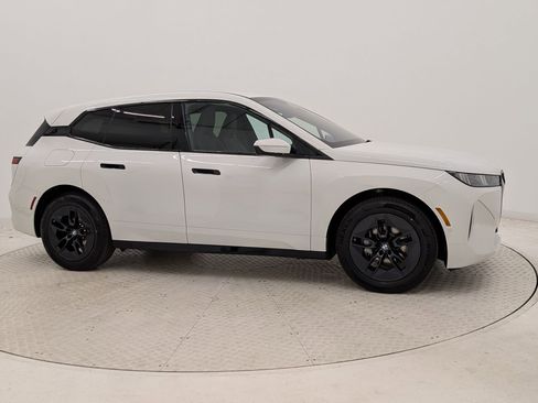 New 2026 BMW iX xDrive45 image 8