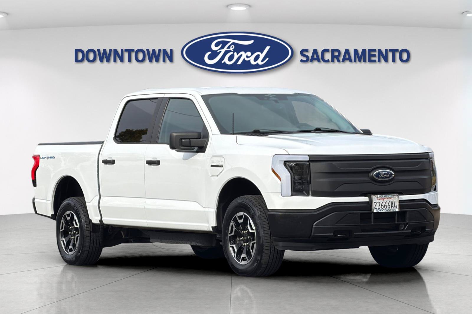 Used 2023 Ford F150 Lightning Pro AWD/4WD image 9