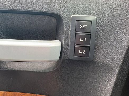 Used 2012 Toyota Tundra Limited w/ Memory Pkg image 21