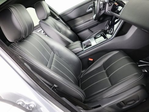 Used 2019 Land Rover Range Rover Velar S image 32