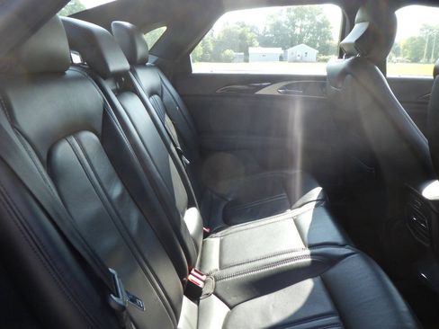 Used 2018 Lincoln MKZ Reserve w/ Climate Package AWD/4WD image 19