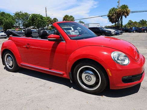 Used 2013 Volkswagen Beetle 2.5 image 1