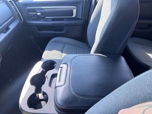 Used 2022 RAM 1500 Warlock AWD/4WD image 25