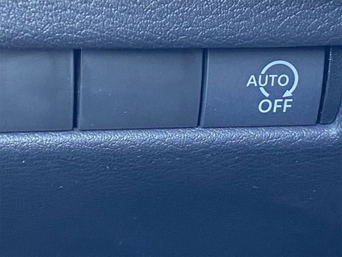 New 2026 Nissan Kicks S image 27