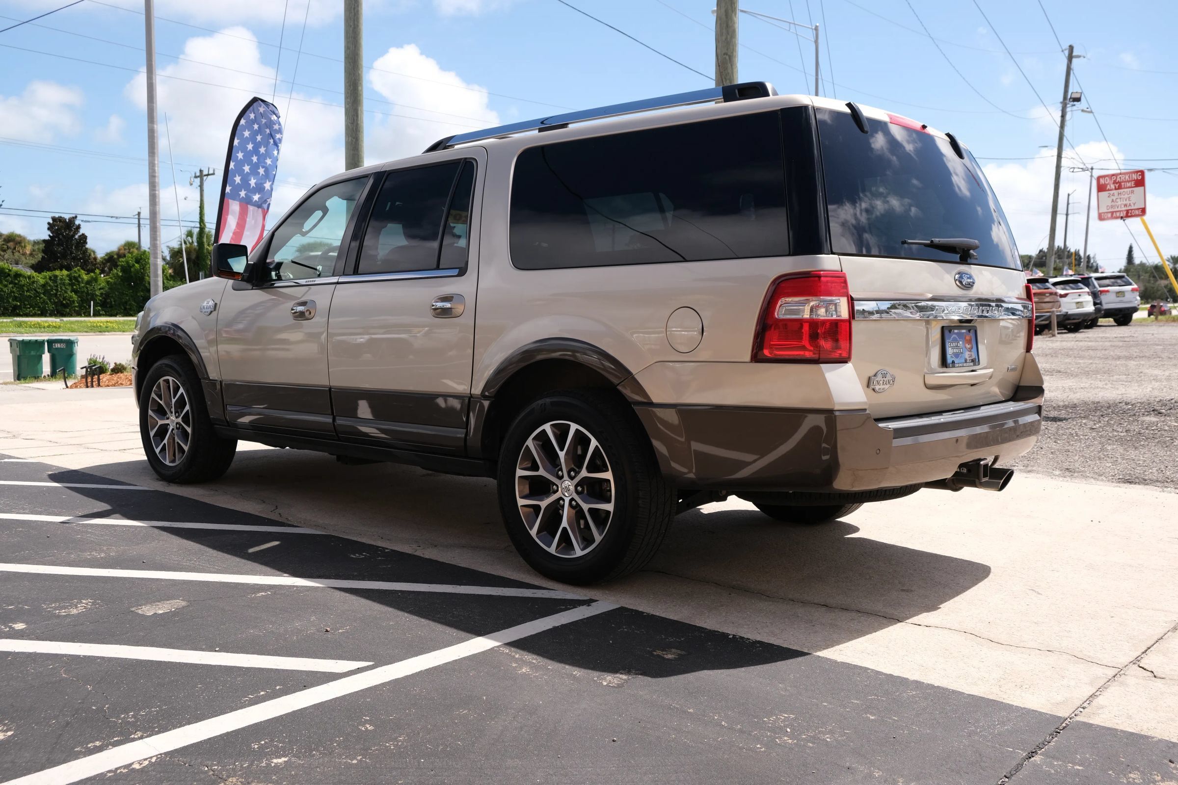 Used 2017 Ford Expedition EL King Ranch AWD/4WD image 7