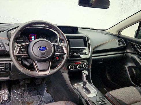 Used 2023 Subaru Crosstrek 2.0i Premium image 12