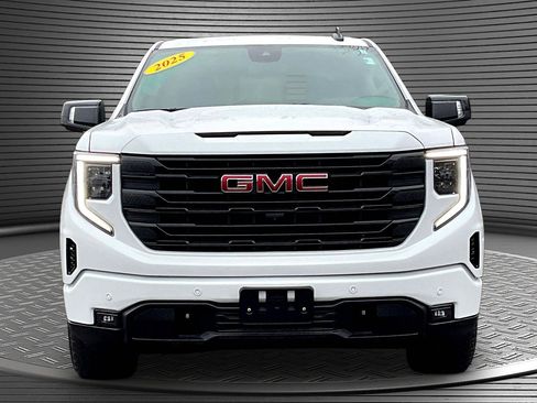 Used 2025 GMC Sierra 1500 Elevation w/ Elevation Premium Package image 2