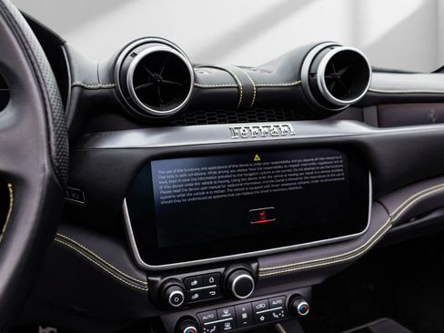Certified 2022 Ferrari Portofino M RWD image 37