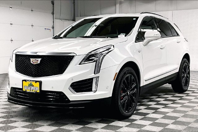 Used 2025 Cadillac XT5 Sportv w/ Technology Package AWD/4WD image 12