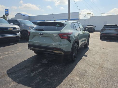 New 2026 Chevrolet Trax ACTIV w/ Driver Confidence Package FWD image 7