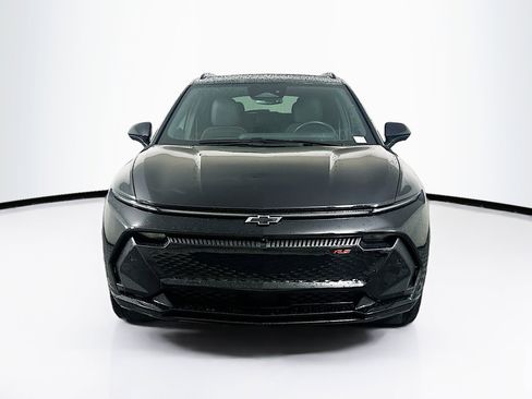 Used 2024 Chevrolet Equinox EV RS AWD/4WD image 2