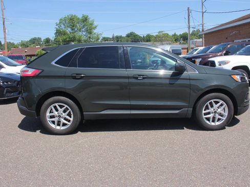 Used 2023 Ford Edge SEL image 9