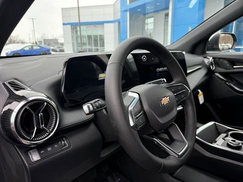 New 2026 Chevrolet Equinox LT w/ Safety and Technology Package image 2