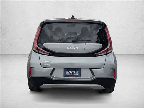 Used 2023 Kia Soul LX w/ Option Group 015 FWD image 7