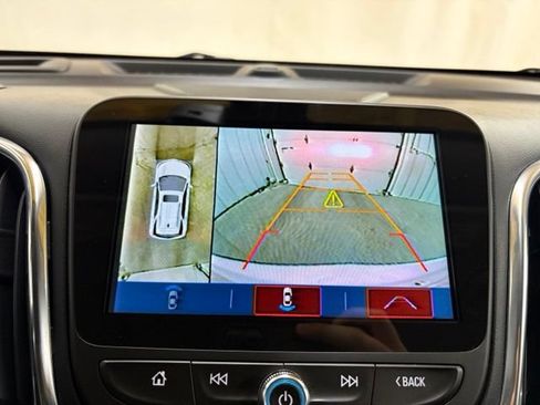 Used 2018 Chevrolet Equinox Premier AWD/4WD image 70