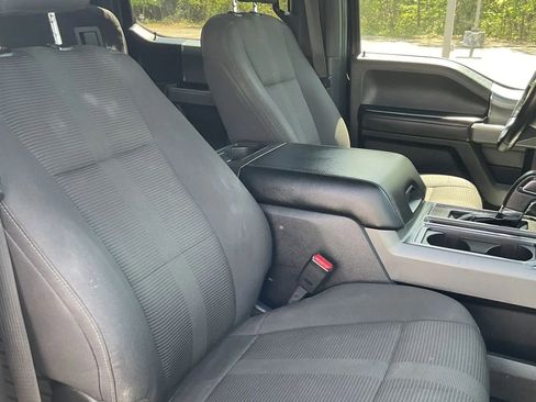 Used 2017 Ford F150 XLT w/ Equipment Group 302A Luxury image 28