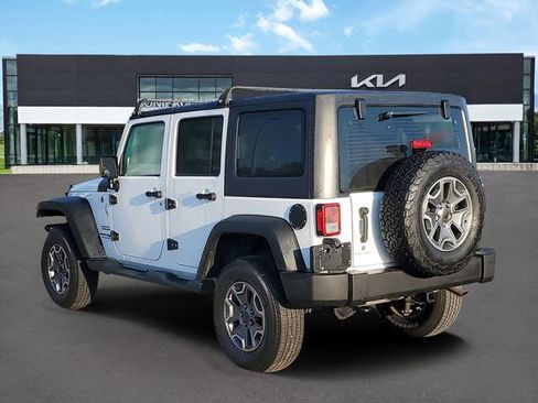Used 2018 Jeep Wrangler Unlimited Sport w/ Connectivity Group image 3