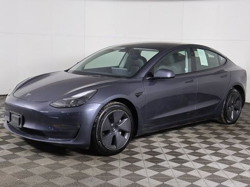 Used 2022 Tesla Model 3 Long Range image 8
