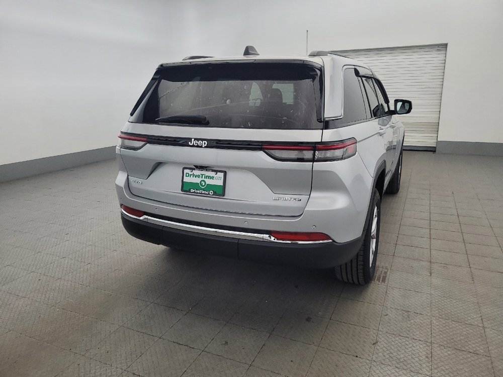 Used 2022 Jeep Grand Cherokee Limited AWD/4WD image 7