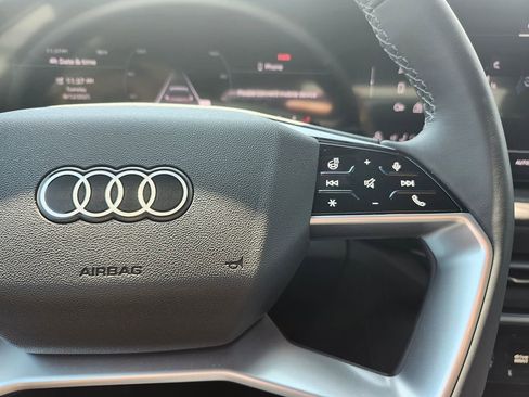 New 2025 Audi Q5 Premium image 11