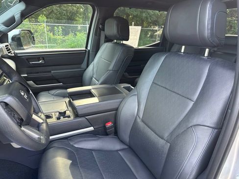 Used 2024 Toyota Tundra Platinum AWD/4WD image 10