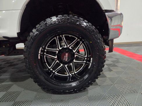 Used 2019 Ford F250 Lariat w/ Lariat Value Package image 98