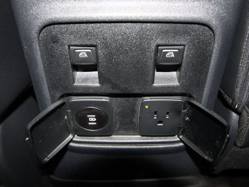 Used 2024 Ford Bronco Wildtrak image 27