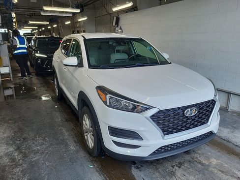 Used 2020 Hyundai Tucson SE AWD/4WD image 4