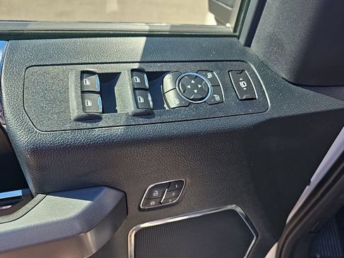 Used 2018 Ford F450 Platinum AWD/4WD image 11