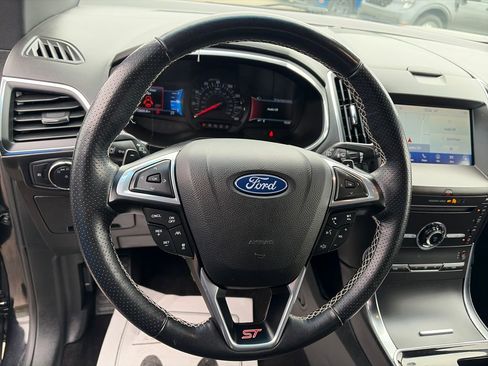 Used 2019 Ford Edge ST w/ Convenience Package image 22