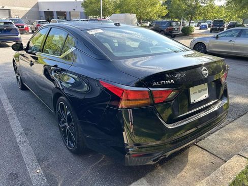 Used 2026 Nissan Altima 2.5 SR FWD image 2
