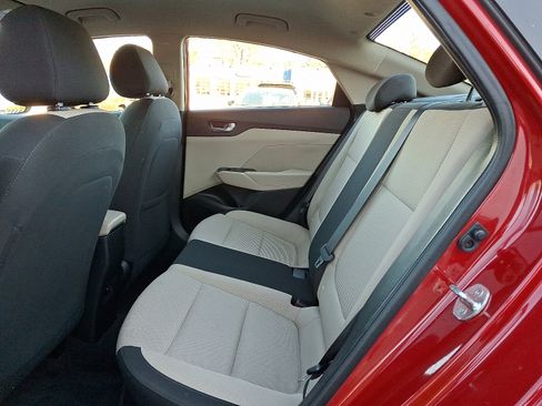 Used 2020 Hyundai Accent SEL image 11