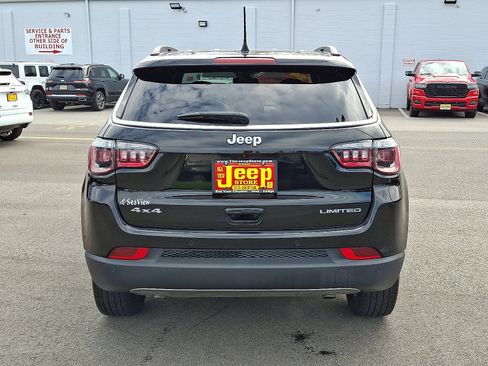 Certified 2024 Jeep Compass Limited image 5