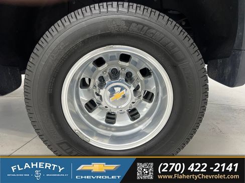 Used 2024 Chevrolet Silverado 3500 High Country AWD/4WD image 19
