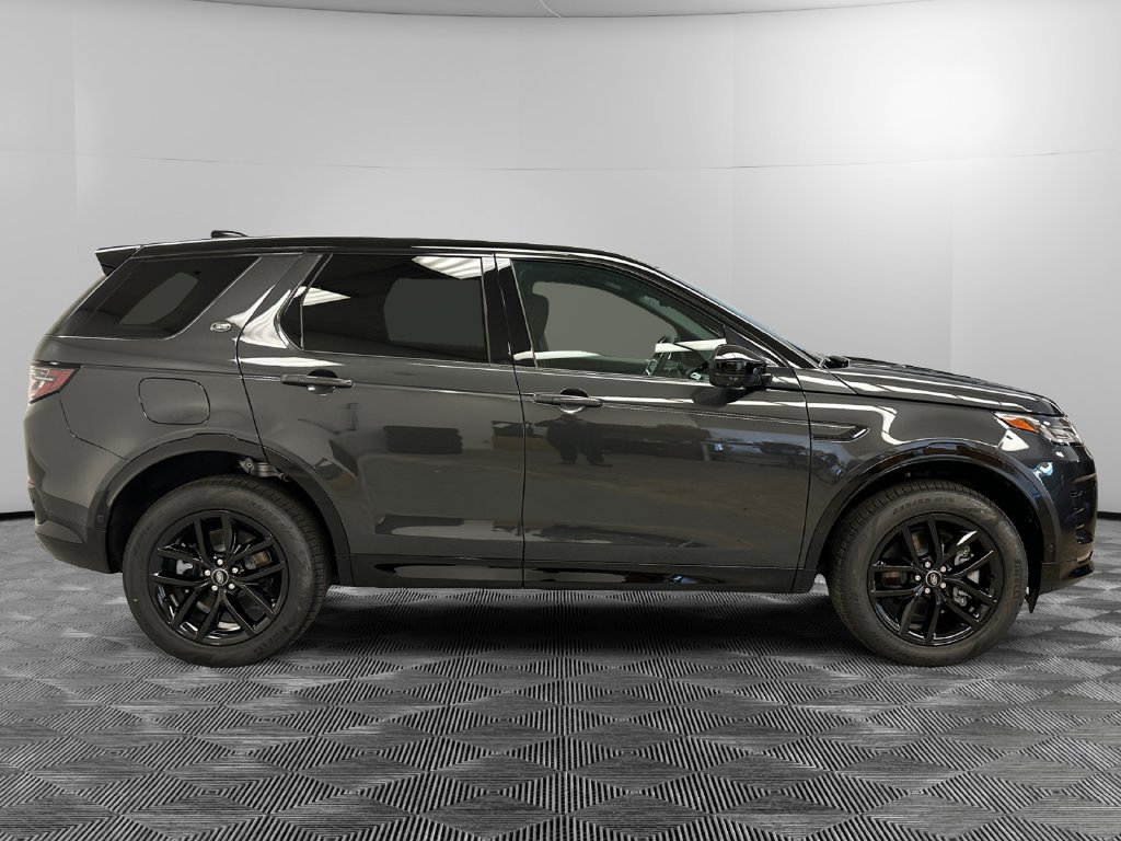 New 2026 Land Rover Discovery Sport Landmark AWD/4WD image 6