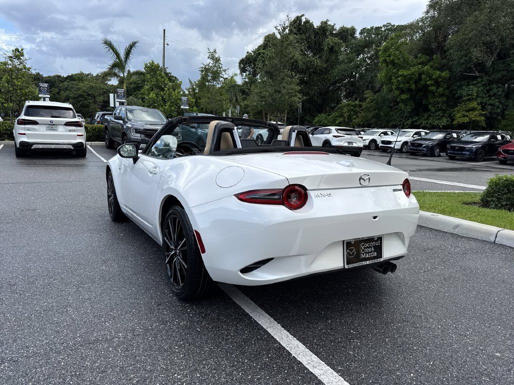 New 2026 MAZDA MX-5 Miata Grand Touring RWD image 13