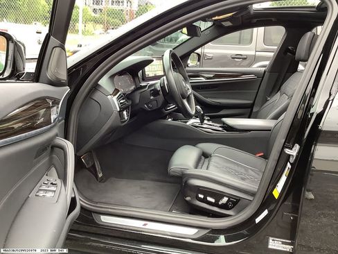 Used 2023 BMW 540i w/ Executive Package RWD image 12