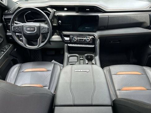 Used 2024 GMC Sierra 2500 AT4 w/ AT4 Preferred Package AWD/4WD image 28