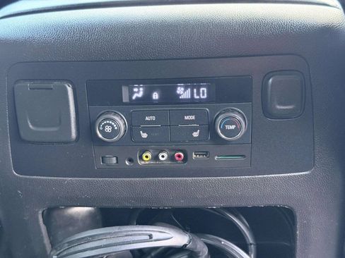 Used 2016 Chevrolet Suburban LTZ AWD/4WD image 34