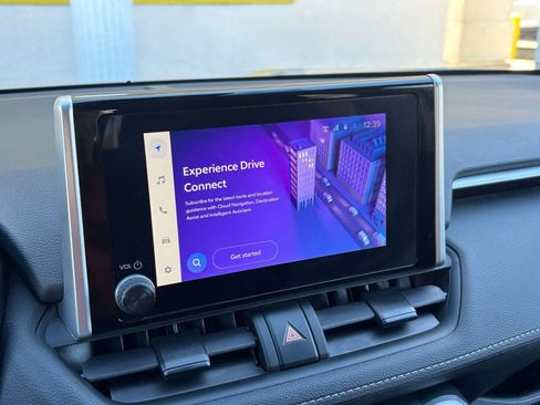 Used 2025 Toyota RAV4 LE image 20