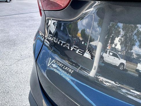 Used 2021 Hyundai Santa Fe SEL image 5