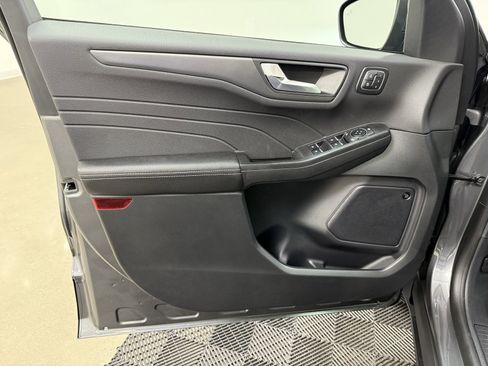 New 2026 Ford Escape Active w/ Active Premium Tech Pack image 9