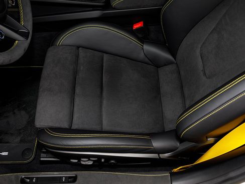 Used 2025 Porsche 911 GT3 RS image 50